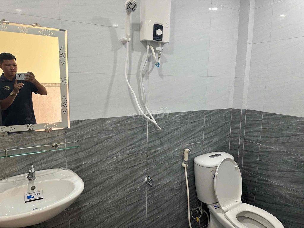 ✅ Cho thuê nhà nguyên căn có gác lững  mặt tiền đường Phan Huy Ích Hò