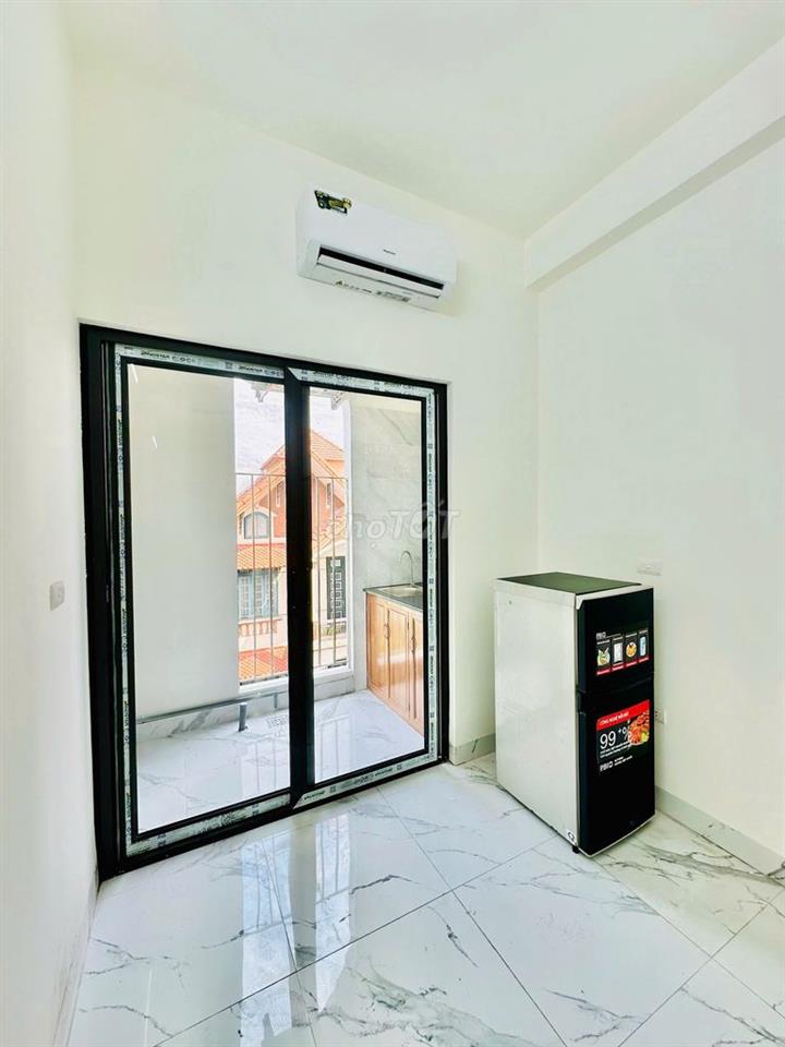 NGAY MẶT ĐƯỜNG PHÙNG HƯNG - BAN CÔNG THOÁNG - FULL NỘI THẤT CHỈ 3X