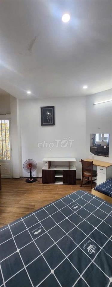 Chính chủ bán nhà  HÀN MẶC TỬ 3 Tầng - 7 phòng cho thuê giá chỉ 5.5 tỷ