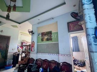 Nhà 4 phòng ngủ hẻm oto ngay chợ ấp 5 VLB