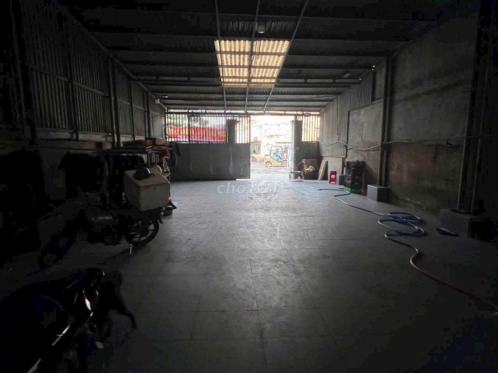 Cho thuê kho, 8 x 25m, giá 13tr/ tháng, Tân Đông Hiệp