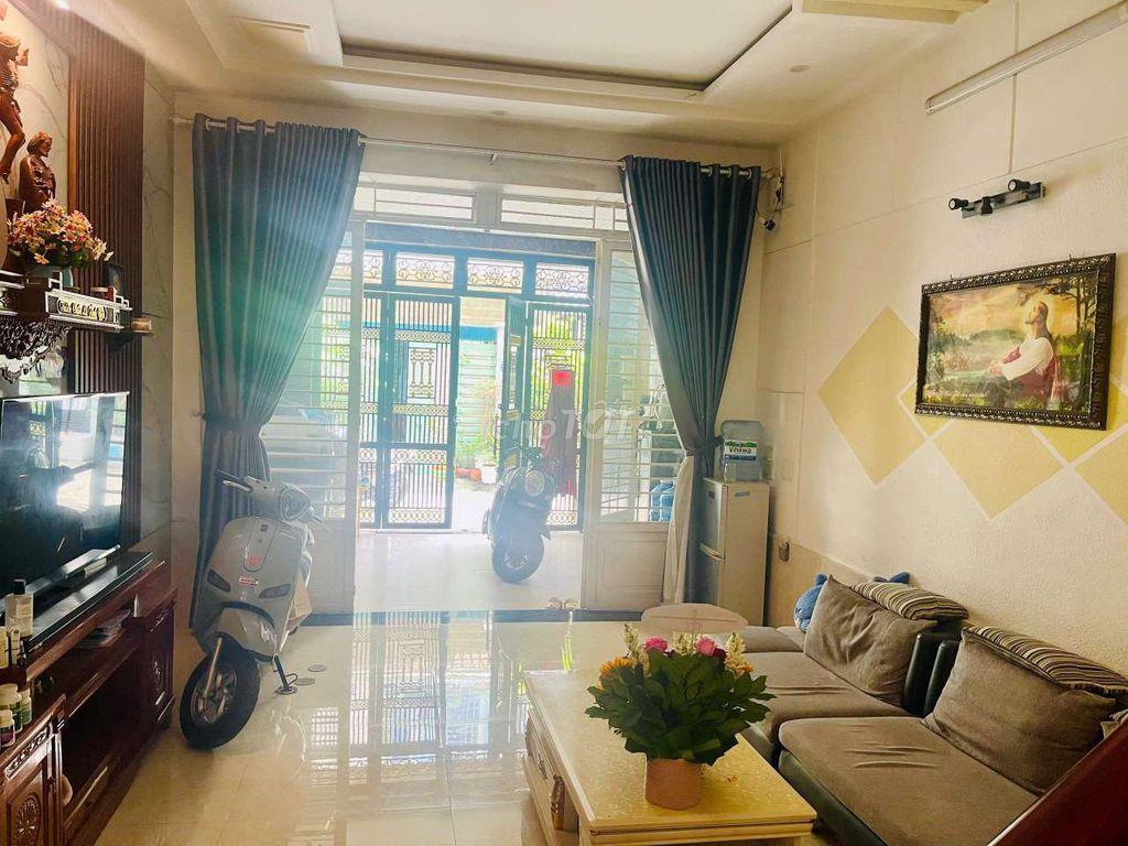 Cần Bán Nhà định cư nước ngoài...