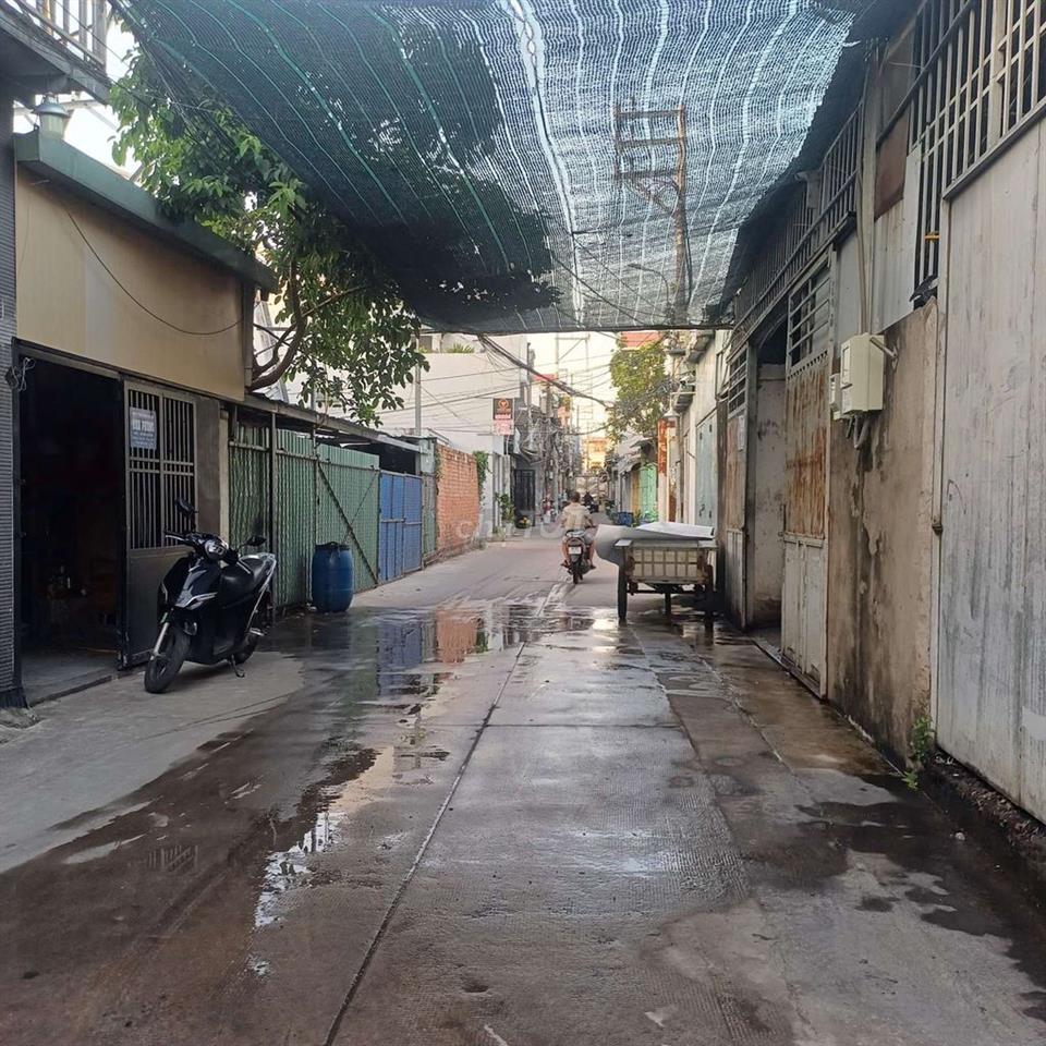 Bán Nhà Gác Lửng Chính Chủ 2p ngủ 2 tolet Q12