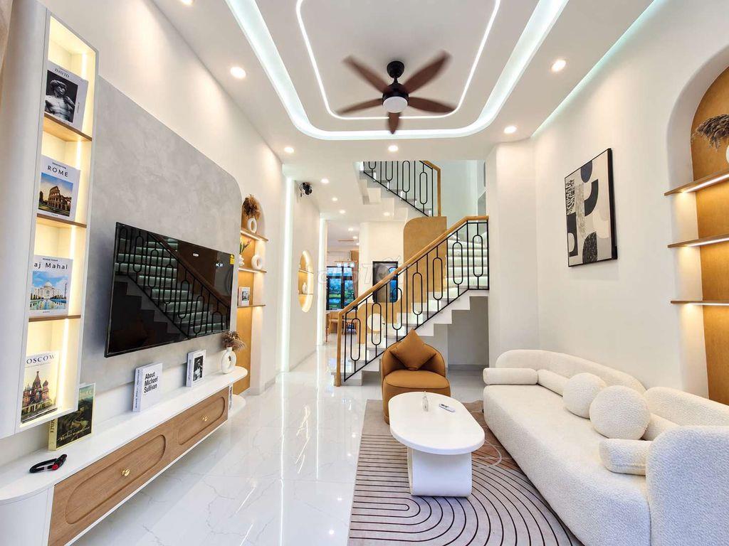 Nhà Đẹp Wabi Sabi Phạm Văn Chiêu