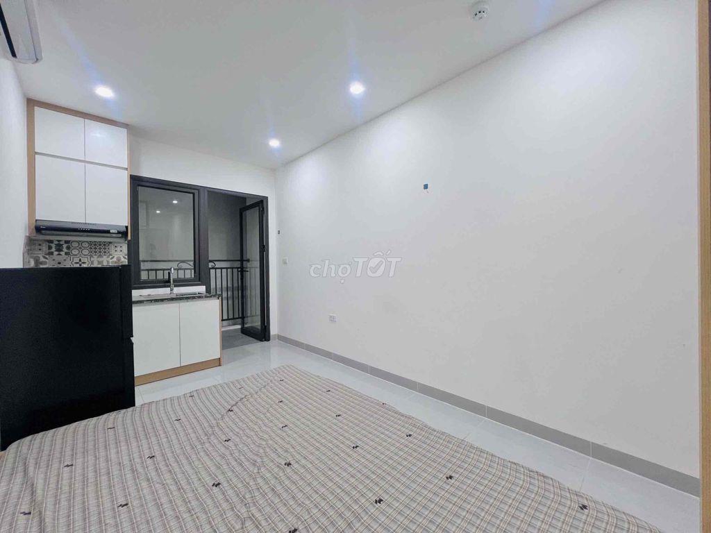 Đầu ngõ 96 Võ Chí Công cho thuê studio full đồ
