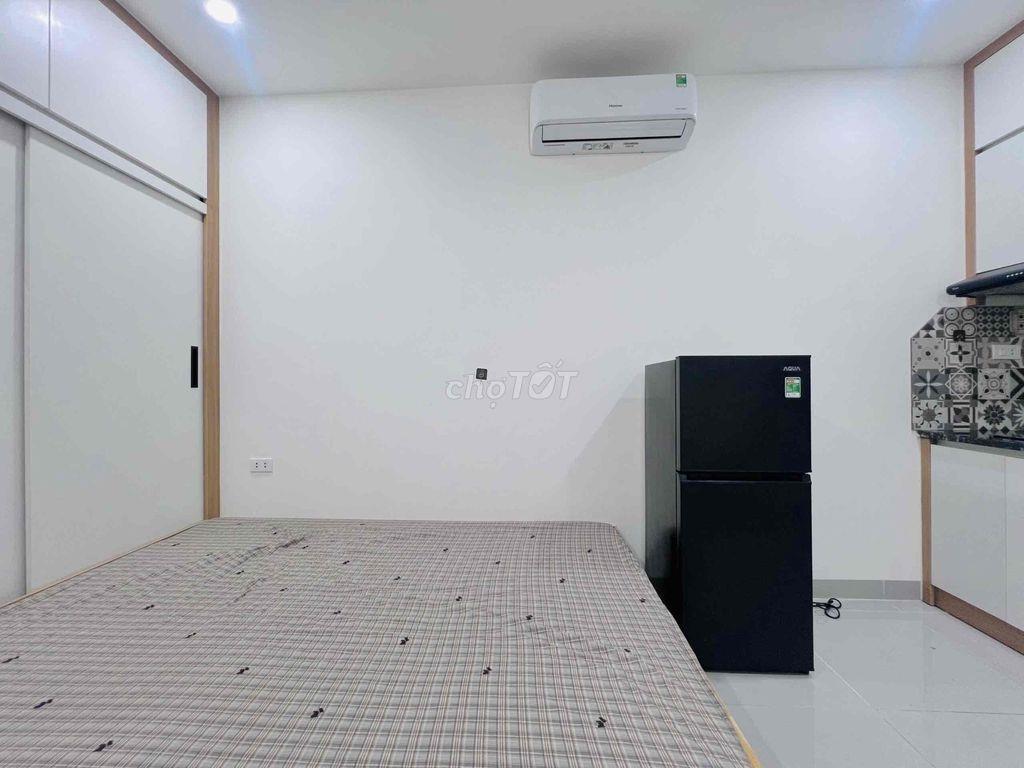 Đầu ngõ 96 Võ Chí Công cho thuê studio full đồ