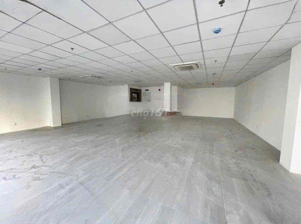 Tòa Nhà Bạch Đằng, Phường 2, Tân Bình Giá: 160 triệu ( 8x18 ) - 8 tầng