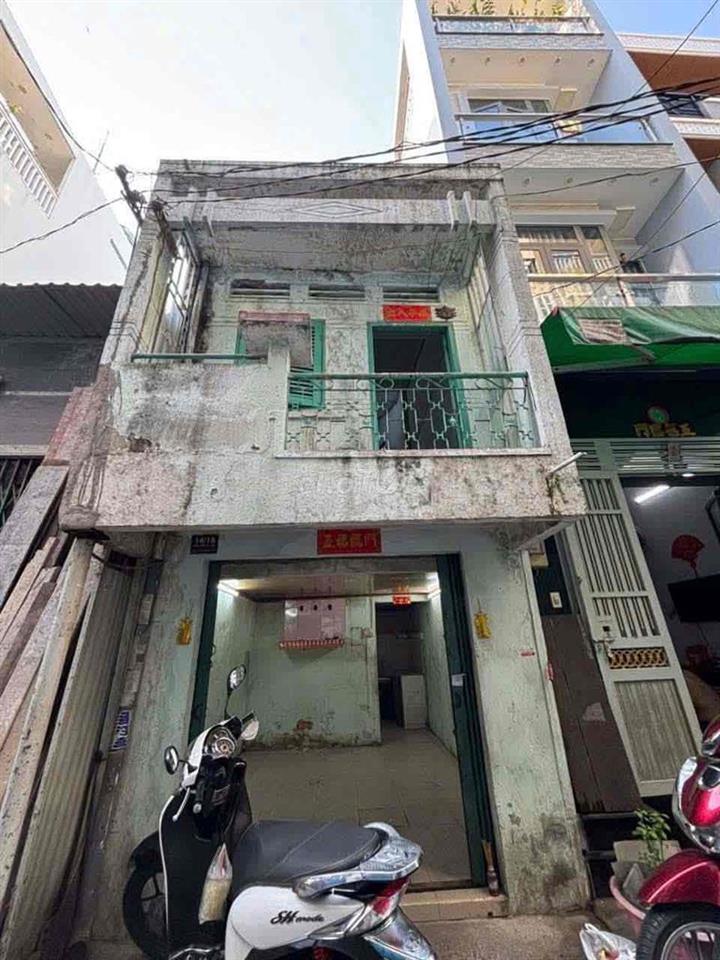 Cần bán nhà nguyên căn quận 6