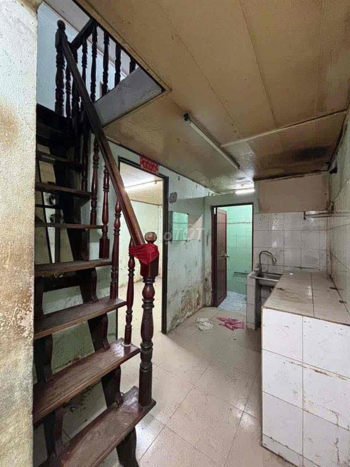 Cần bán nhà nguyên căn quận 6