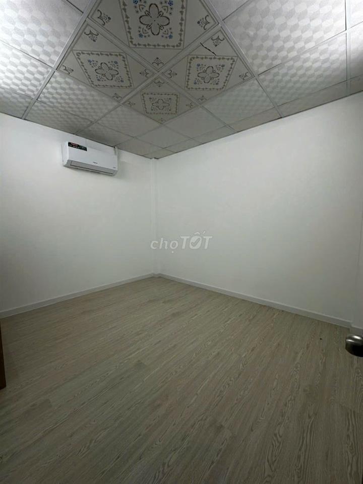 BÁN NHÀ GẦN BẾN XE QUẬN 8 – 2 PHÒNG NGỦ – HẺM XE BA GÁC
