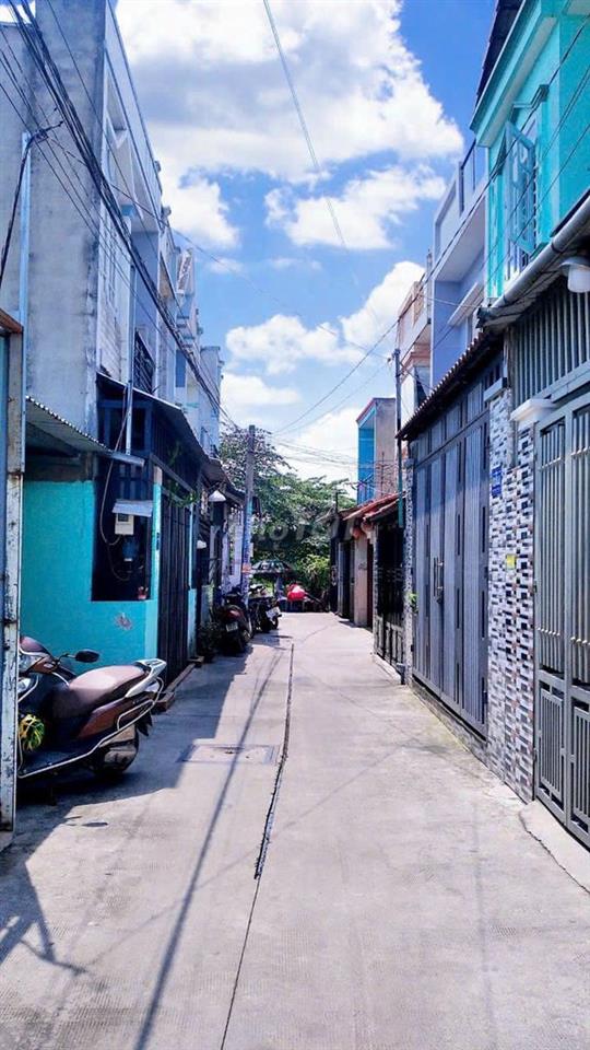 Đất chợ Vĩnh Lộc A (ngay hẻm chợ vào 50m)