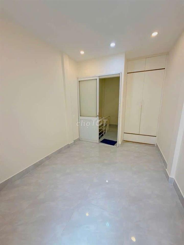 chính chủ bán nhà nhỏ đẹp 
