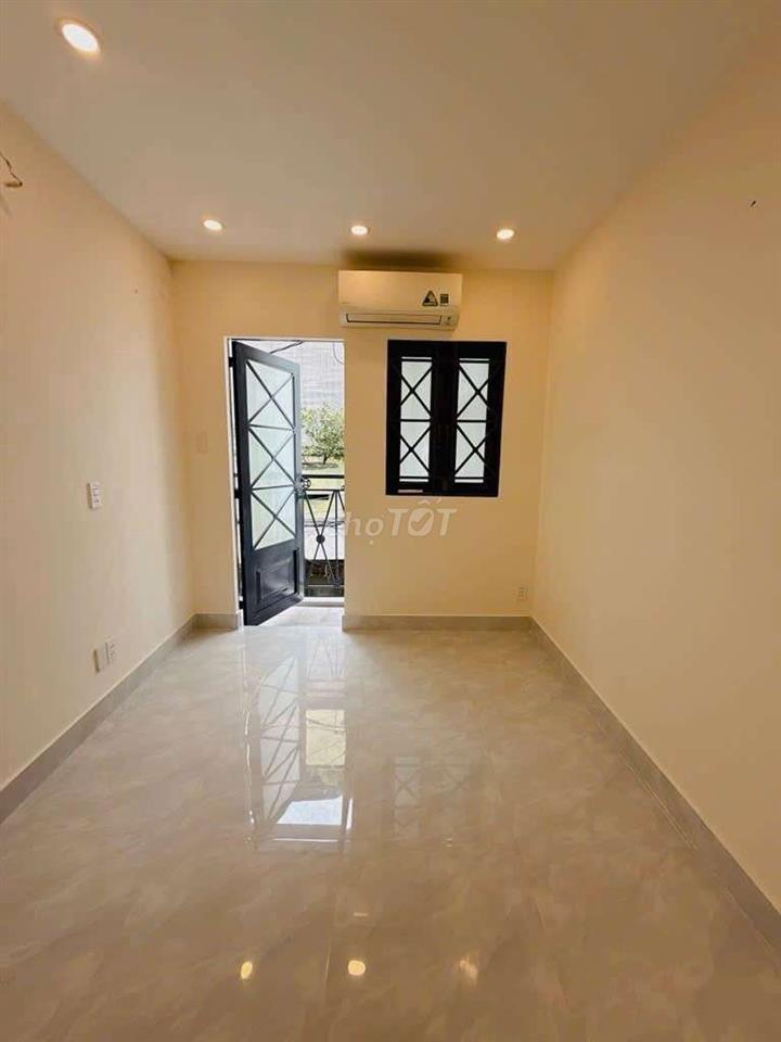 chính chủ bán nhà nhỏ đẹp 