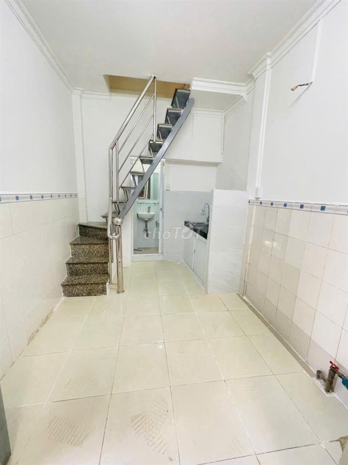 SHR QUANG TRUNG 1 TRỆT 3 LẦU 3 PHÒNG NGỦ 2WC