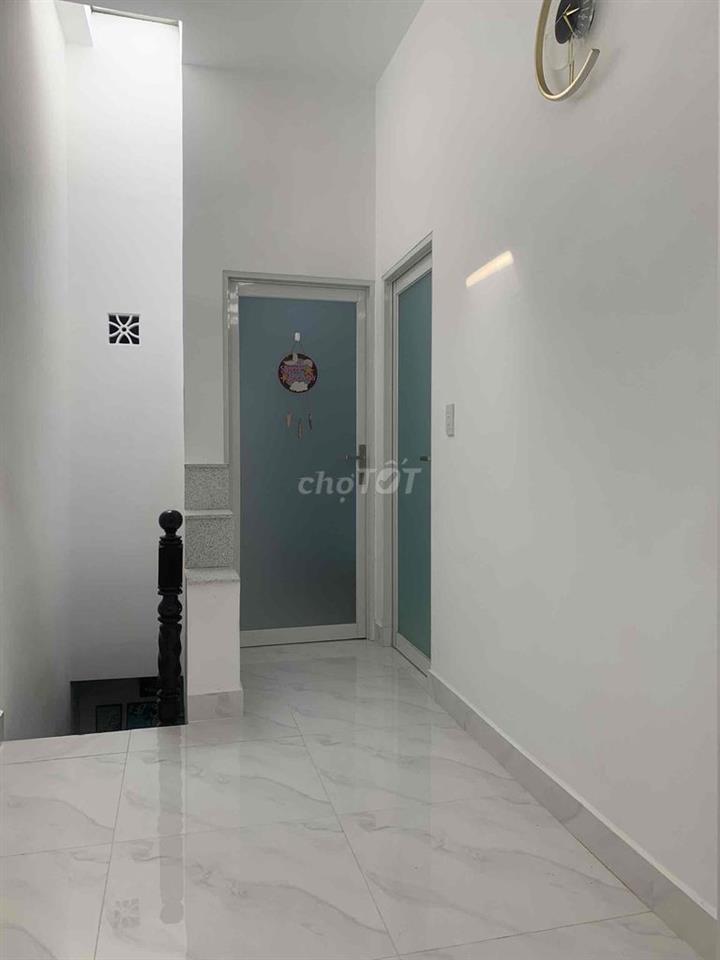 NHÀ QUANG TRUNG - KHU DÂN CƯ TIỆN ÍCH ĐẦY ĐỦ GẦN CHỢ HẠNH THÔNG TÂY