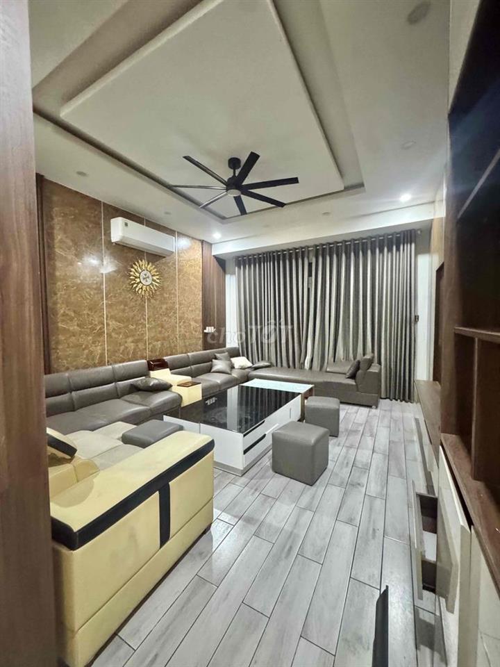 cho thuê nhà to làm văn phòng hoặc spa