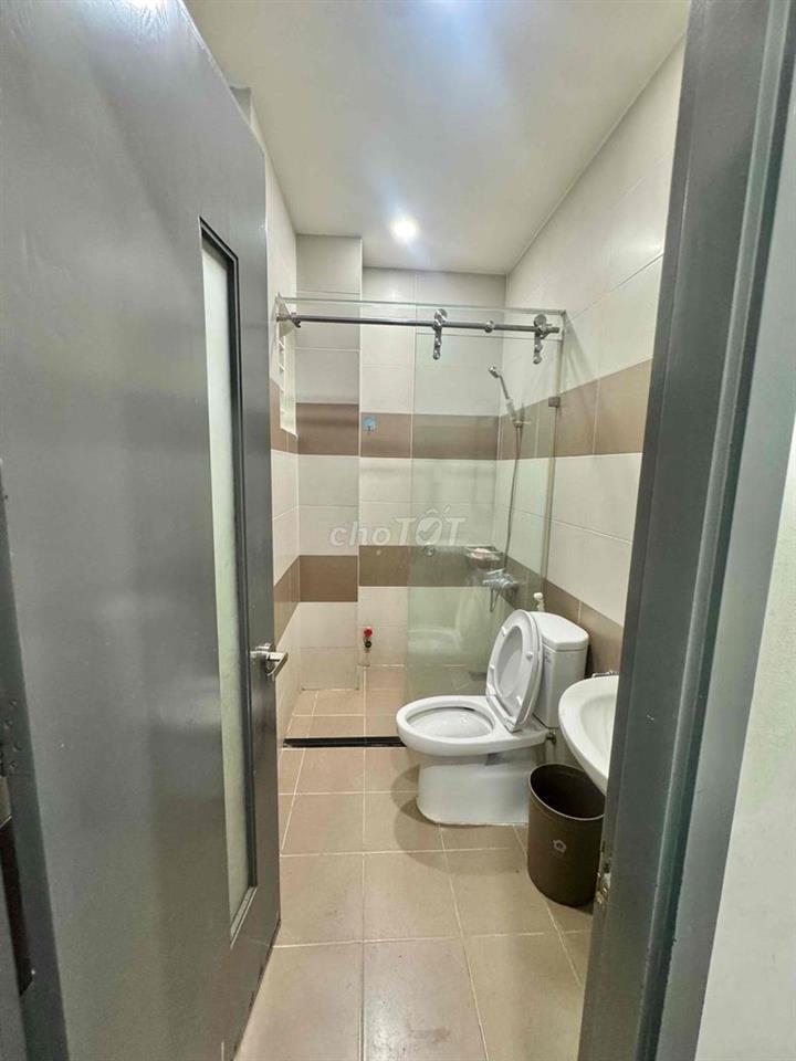 cho thuê nhà to làm văn phòng hoặc spa