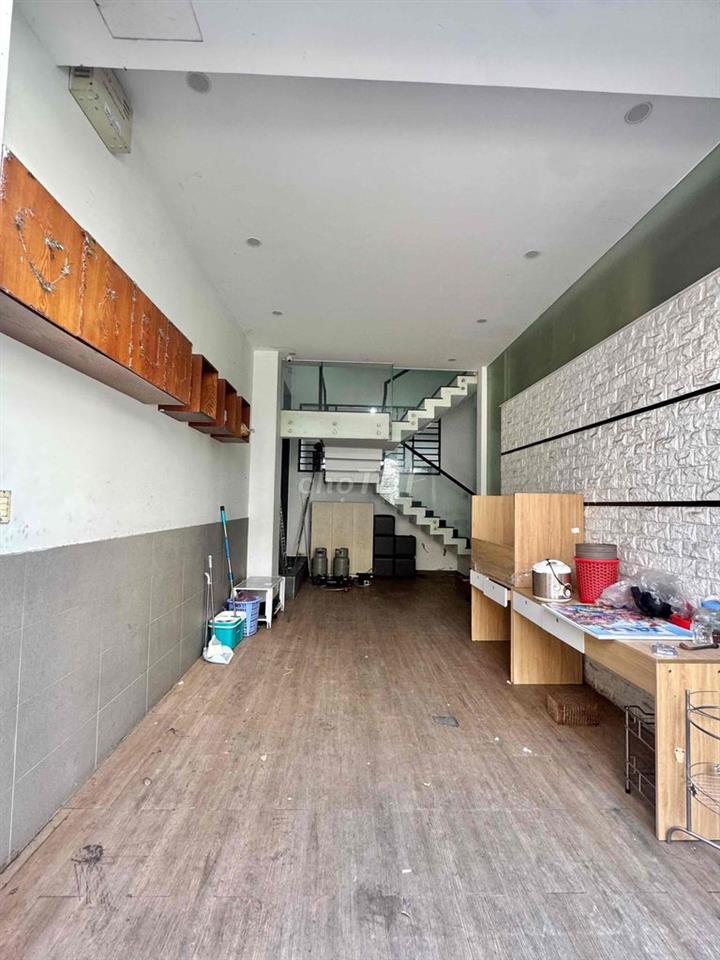 cho thuê nhà to làm văn phòng hoặc spa