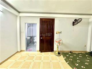 Nhà hẻm 2 xe hơi P14 dt 6x13m lững 2 lầu 4pn có wc trong full NT