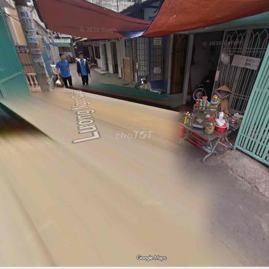 Nhà gần Trường Đại Học Công Nghiệp 4, Siêu Thị Emart