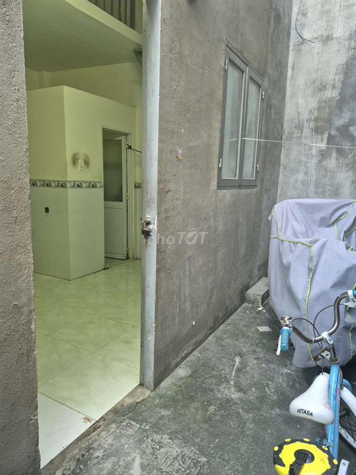 nhà trọ gần mặt tiền