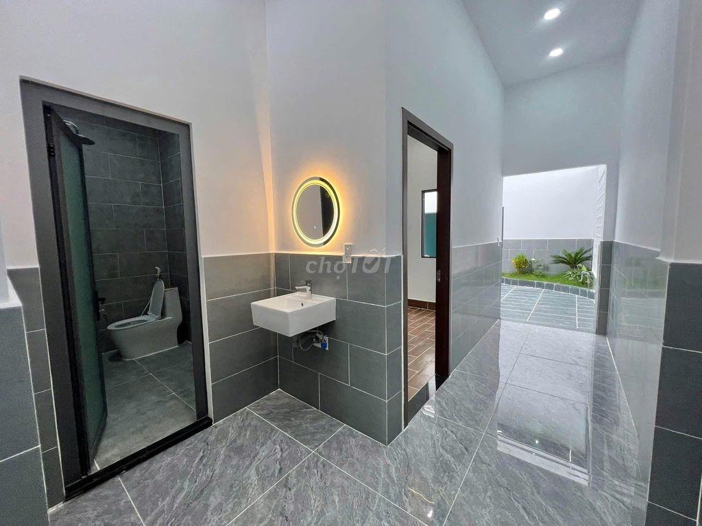 NGỘP BÁN NHÀ HÓC MÔN , 855TR , 80M2 , CÓ SỔ HÔNG RIÊNG
