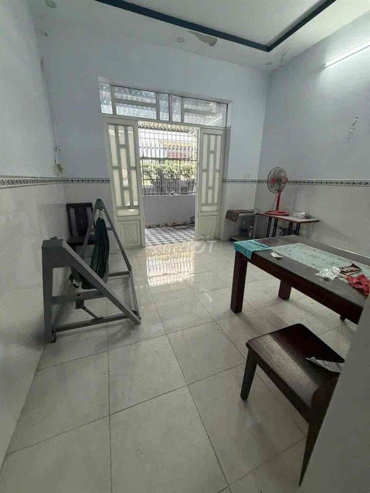 NHÀ SỔ RIÊNG SÁT CHỢ ĐÔNG THẠNH