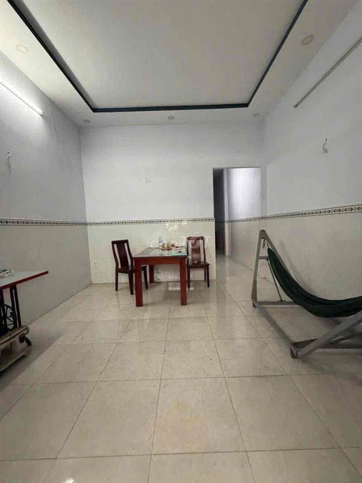 NHÀ SỔ RIÊNG SÁT CHỢ ĐÔNG THẠNH