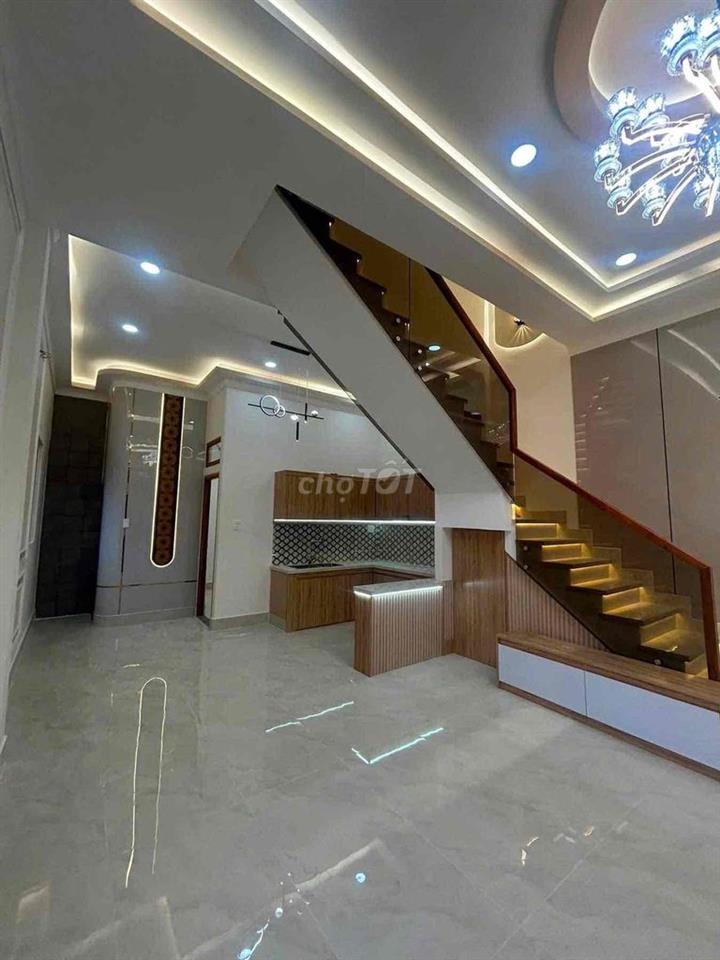 NHÀ GIỮ SỔ GẦN CHỢ ĐÔNG THẠNH 4 PHÒNG NGỦ