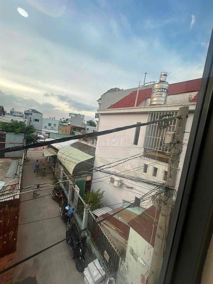 NHÀ GIỮ SỔ GẦN CHỢ ĐÔNG THẠNH 4 PHÒNG NGỦ
