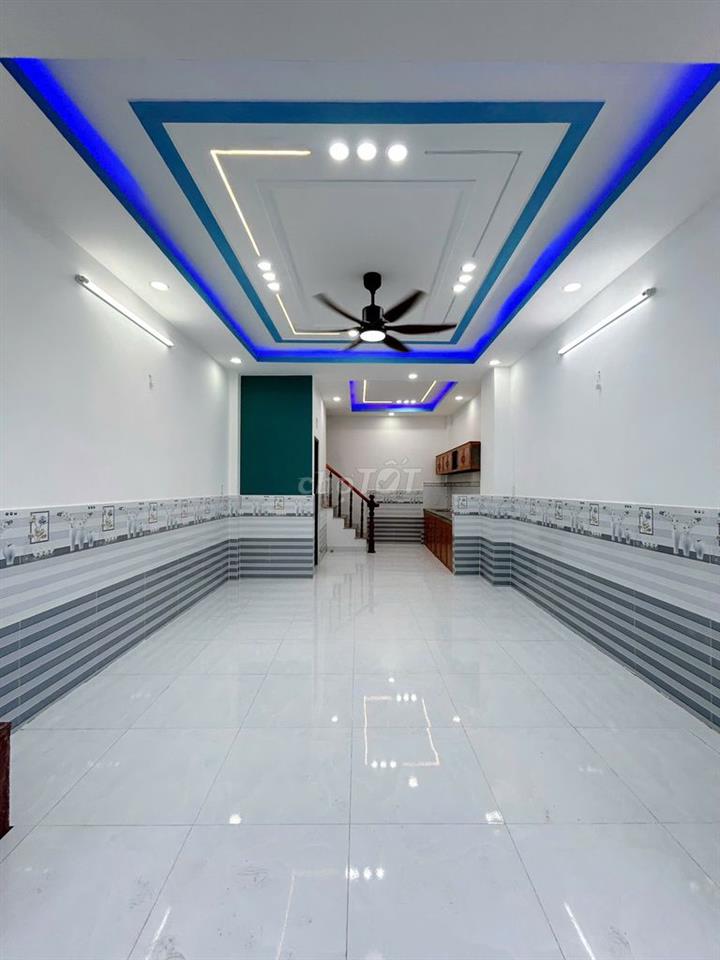 Chủ gửi bán gấp 835tr sang tên, sang sổ.  Ô tô tận cửa, 1/ đường lớn