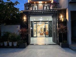 NHÀ 1 LẦU MẶT TIỀN HẺM XE HƠI, 4x15, 4 PN.