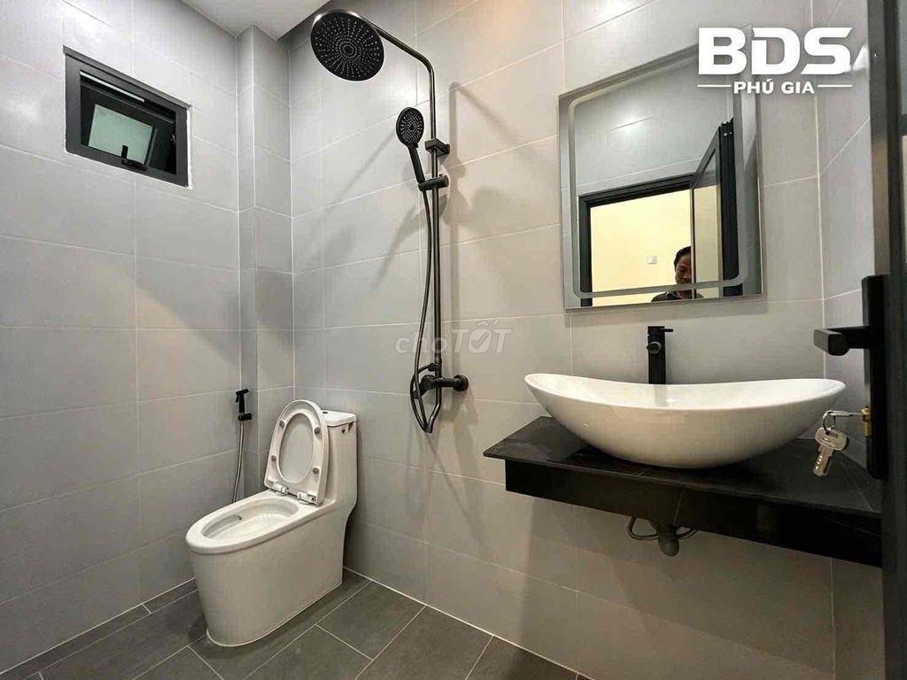 Nhà Mới Hoàn Thiện Có 3 Phòng Ngù, Sổ Riêng Chuẩn Chỉnh