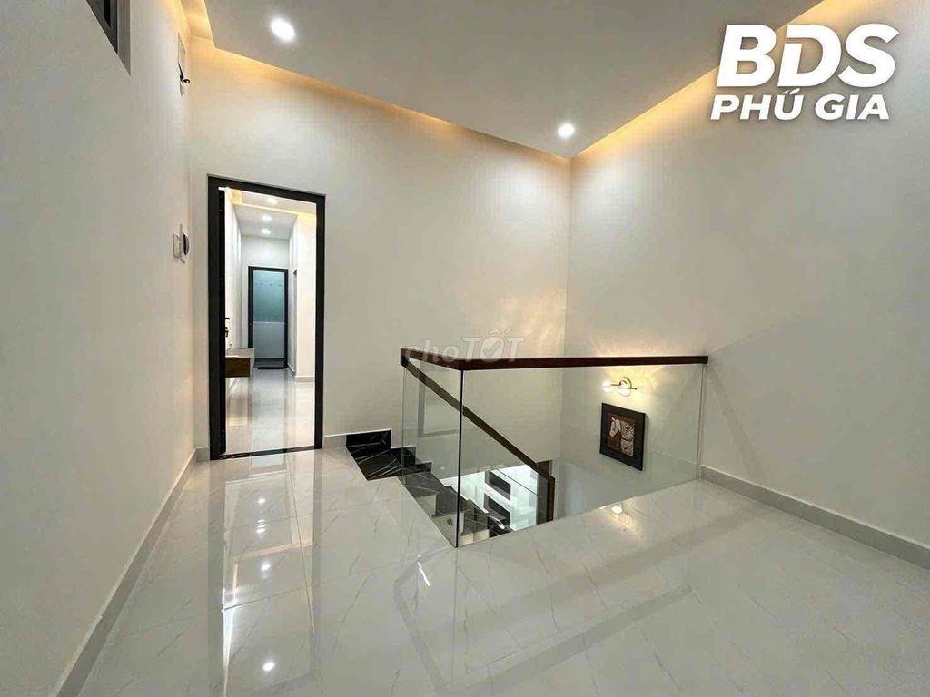 Nhà Mới Hoàn Thiện Có 3 Phòng Ngù, Sổ Riêng Chuẩn Chỉnh