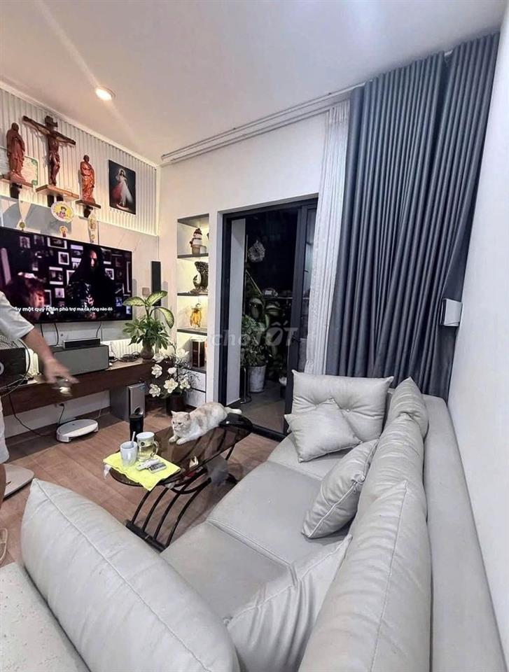 Cho thuê căn hộ Kingston Residence 2 Phòng ngủ full nội thất giá 16tr