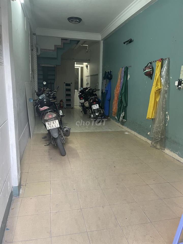 vì lý do cá nhân nên cần pass lại phòng