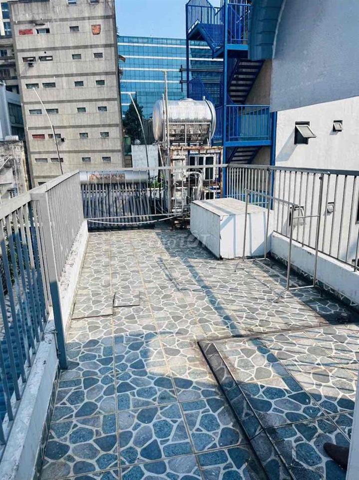 QUẬN 1 - CỰC HIẾM - NGAY NAM KỲ KHỞI NGHĨA + HÀM NGHI  - 5 TẦNG - 4 CĂ