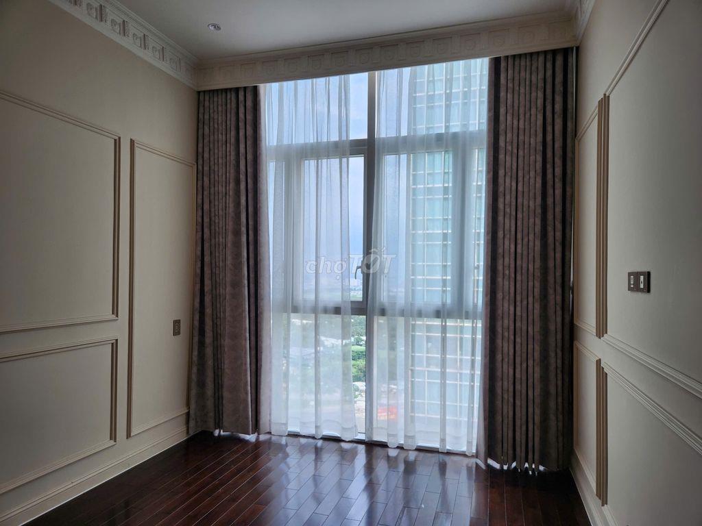 Duplex Thuận Việt, Lý Thường Kiệt, Quận 11 diện tích: 200m2 4pn - 3wc