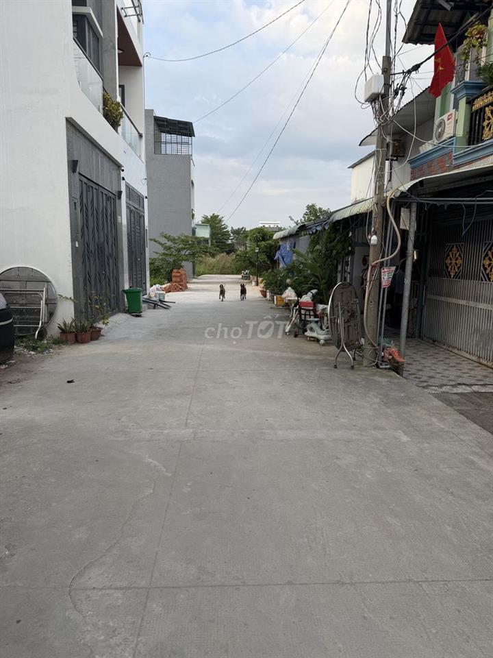 Gi đình bán đat tho cu 20tr/m