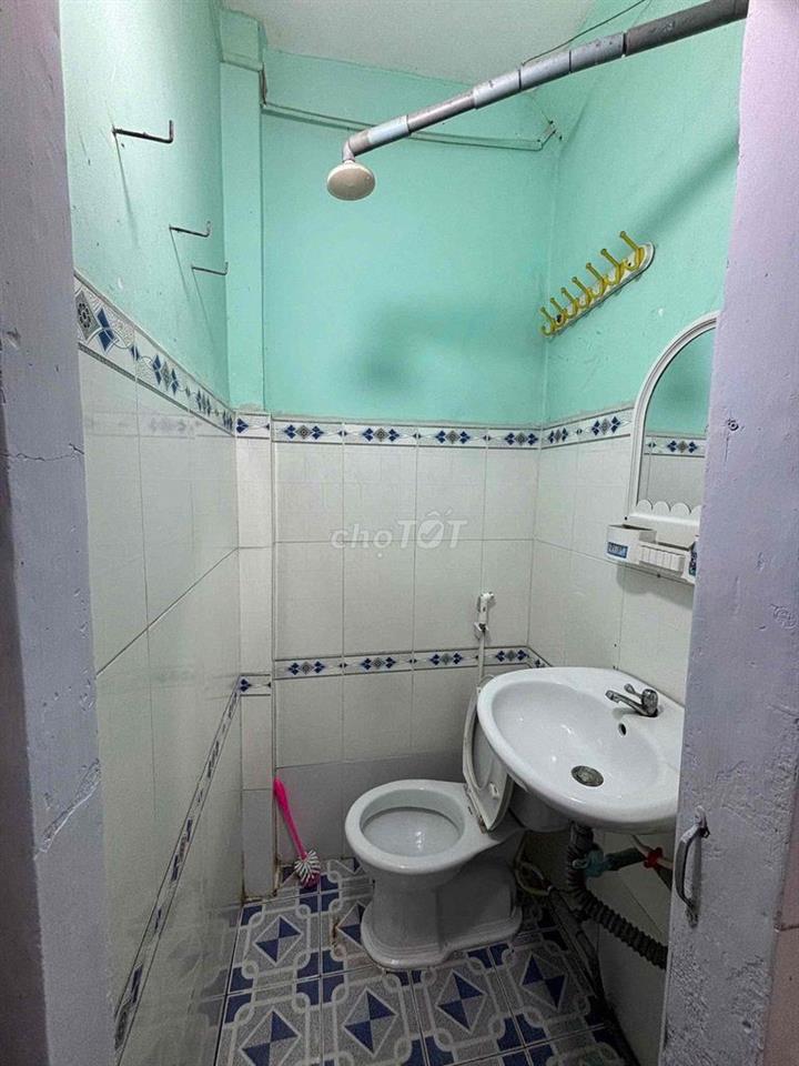 nhà hẻm 1041 Trần Xuân Soạn, miếu Cây Bàng