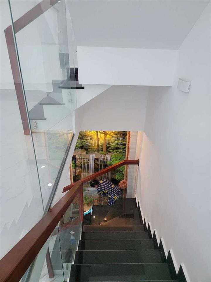 🏡 CHO THUÊ NHÀ 3 LẦU + LỬNG – HOÀNG QUỐC VIỆT, Q7