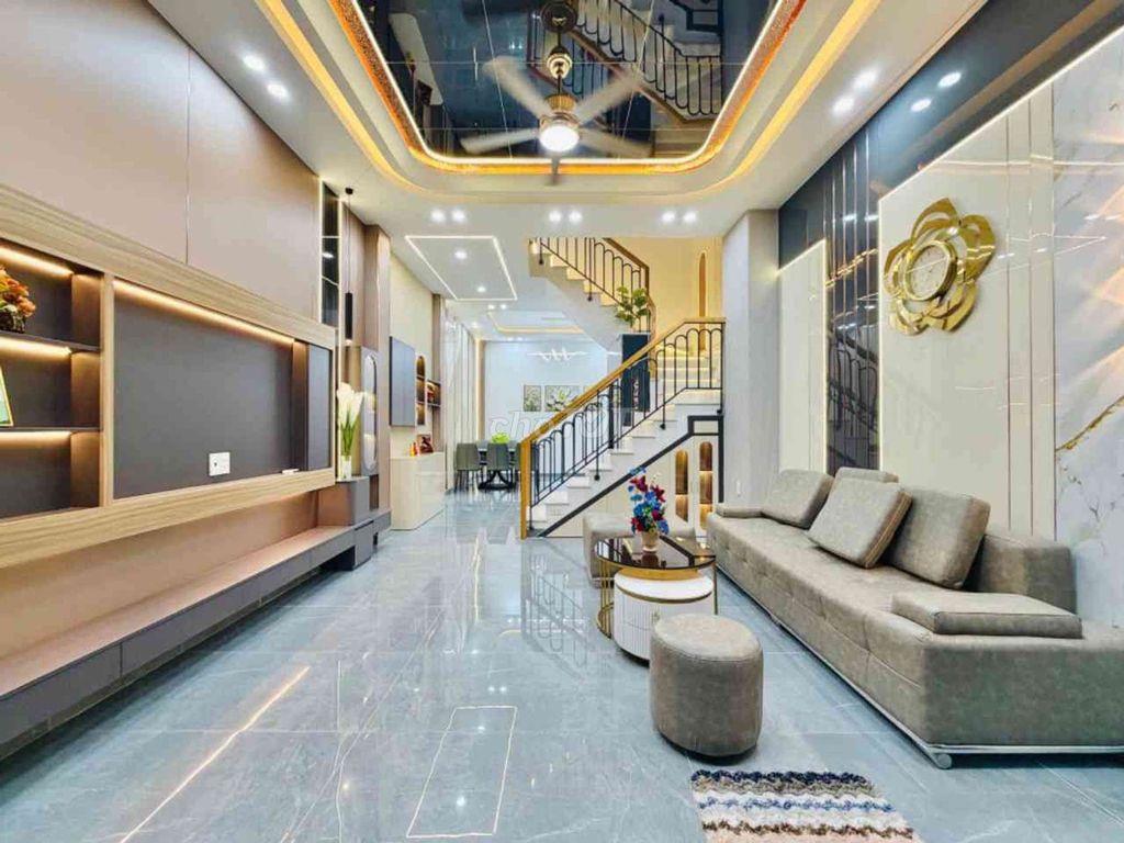 Bán nhà Huỳnh Văn Nghệ, 48m2, 4 tầng, 5.5 tỷ TL.