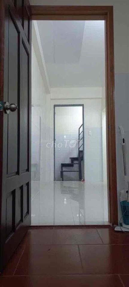 phòng trọ mới xây, lối đi riêng