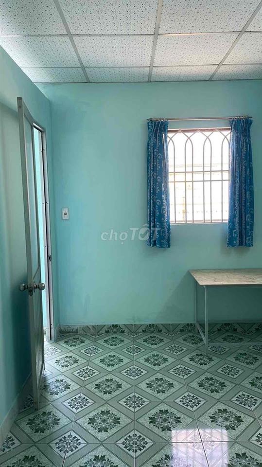 cho nữ ở lâu dài phòng 1 người
