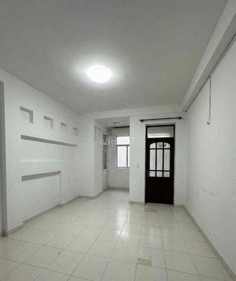 PHÒNG CHO Nữ  THUÊ Đường Cộng Hoà (gần Út Tịch)