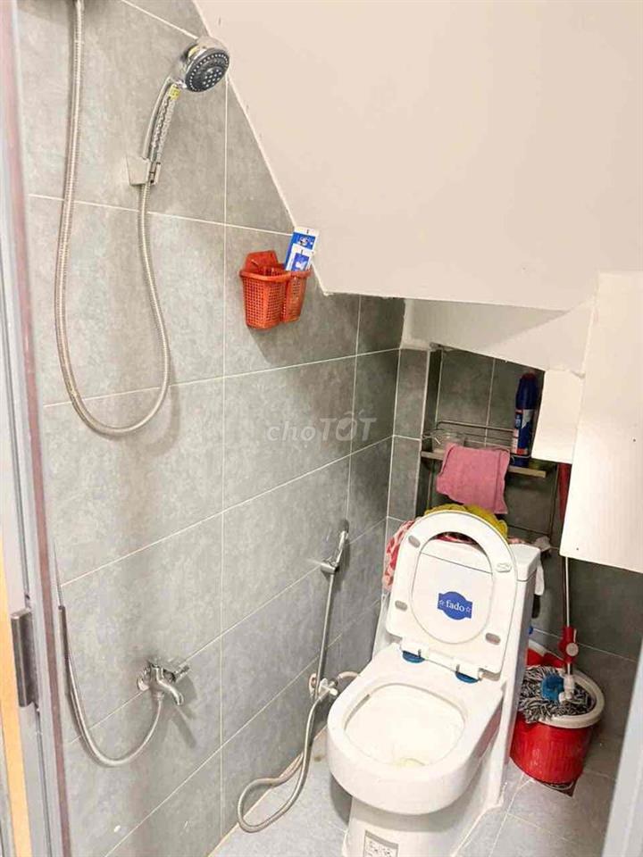 chính chủ bán nhà hẻm Tân Phú sổ hồng riêng