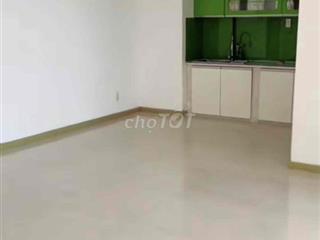 cc bán CH tầng 15 view landmark và xa lộ HN. CH 73m2 2pn 1wc