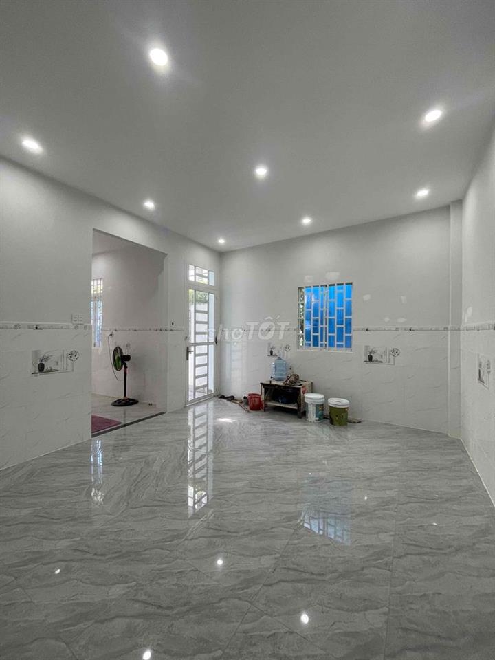 Gấp gấp chốt nhanh còn kịp  Chính chủ gửi bán căn nhà diện tích 72m  1