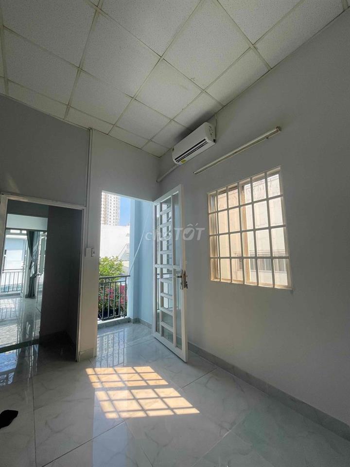 Gấp gấp chốt nhanh còn kịp  Chính chủ gửi bán căn nhà diện tích 72m  1