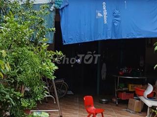• Bán nhà Cát Lái Quận 2 cũ 112m2 có sân vườn hẻm xe hơi